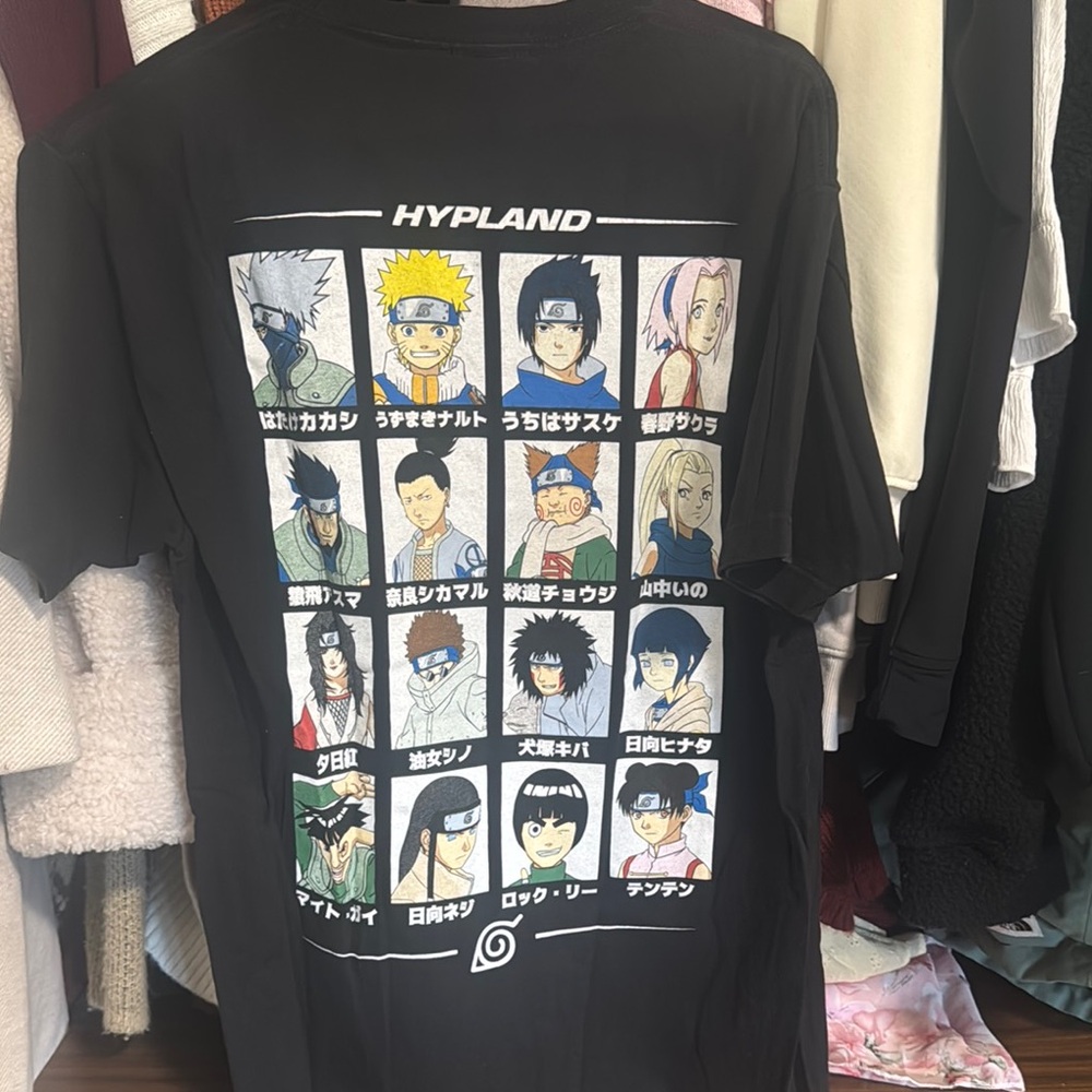 Black Graphic Tee - Short Sleeve